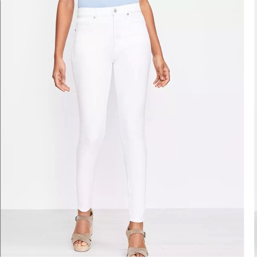 NWT LOFT Curvy High Rise Skinny Ankle Jean White New 32 Waist Size 14 Stretch